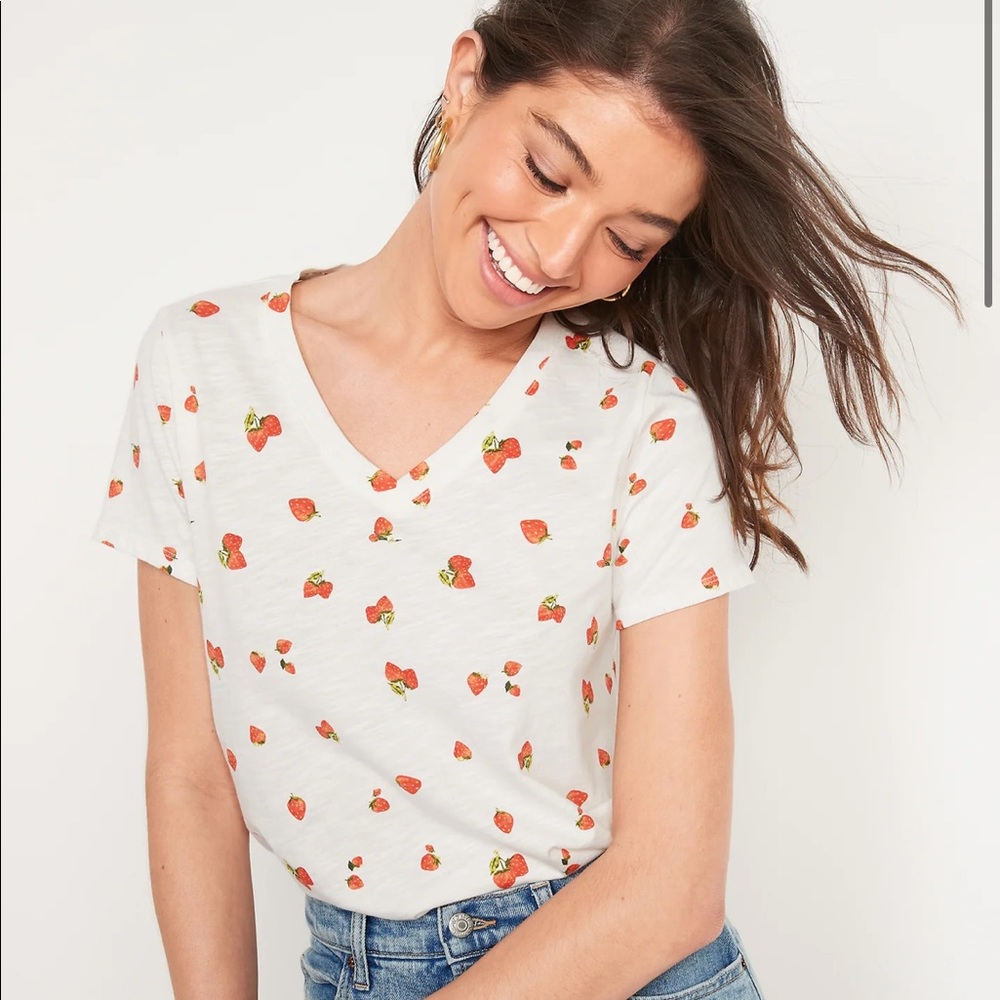 NWT Old Navy EveryWear T shirt